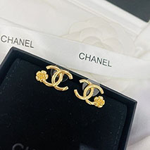 シャネル 偽物 ピアス CCマーク ピアス セレブ多数愛用 she95411