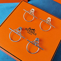 エルメス スーパーコピー ピアス 「 Loop ループ 」MM 2色 H114504B00