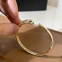 カルティエ スーパーコピー パンテール ドゥ ブレスレット kaj09892