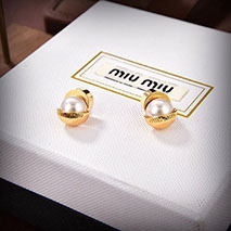 ミュウミュウ パール ピアス 偽物 mym00371