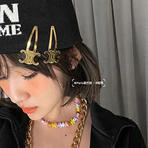 セリーヌ コピー トリンオフヘアクリップピン お洒落に♪ Ceq54668