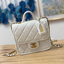 シャネル コピー スモール トップハンドルフラップバッグ she52944