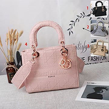 ディオール 偽物 LADY D-LITE カナージュ ミディアム バッグ det41338