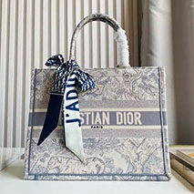 ディオール スーパーコピー BOOK TOTE スモールバッグ M1296ZTDT_M932