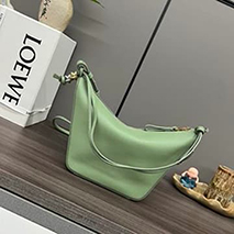 ロエベ 偽物 ハンモックショルダーバック loy88714
