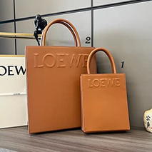 ロエベ 偽物 カーフ スタンダード A5 トートバッグ 2サイズ loo81477