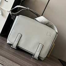 ロエベ コピー ミリタリー メッセンジャーバッグ XS lox90710