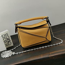 ロエベ 偽物 クラシッパズルナノバッグ Puzzle nano bag log66535