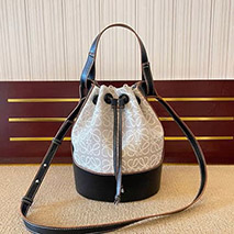 ロエベ スーパーコピー バルーンバッグ 2wayバッグ ショルダーバッグ lob60696 ロエベ スーパーコピー ショルダーバッグ アナグラム