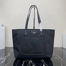 プラダ スーパーコピー Re-Nylon トートバッグ レザー ロゴ pum25160