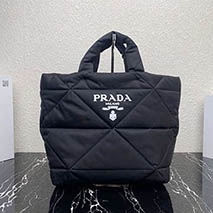プラダ スーパーコピー パデッド Re Nylon トートバッグ リナイロン VERY雑誌付録 puh73084