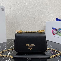 プラダ コピー サフィアーノレザー ショルダーバッグ puo73540