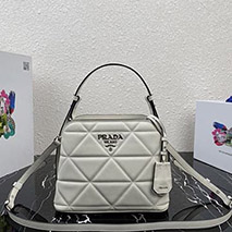 プラダ スーパーコピー ロゴ ハンドバッグ ショルダーバッグ puf30026