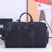 プラダ スーパーコピー  ブラッシュドナイロンハンドバッグ pus87104