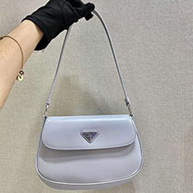 プラダ コピー フラップ付きクレオショルダーバッグ puh92450