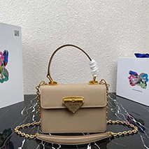 プラダ スーパーコピー  ショルダーバッグ N級品 puh99062