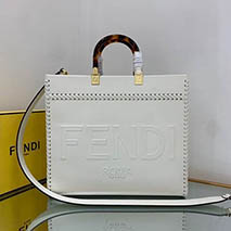 フェンディ 偽物 サンシャインショッパー ミディアム fem60553