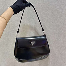 プラダ コピー フラップ付きクレオショルダーバッグ 稀少 pup35338