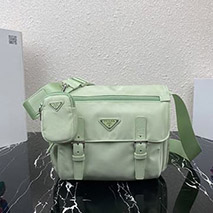 プラダ スーパーコピー 軽量ナイロンショルダーバック puh65249