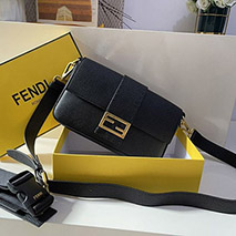 フェンディ コピー マイクロ フラット バゲット レザー バッグ fed13953