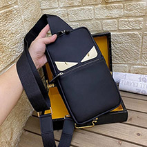 フェンディ コピー バッグ バグズ ナイロンワンショルダーバックパック fek65645