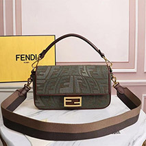 フェンディ コピー バゲット フィッシュアイ FFキャンバス バッグ feg17784