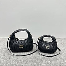 ミュウミュウ 偽物 ワンダー マテラッセ再生ナイロン ショルダーバッグ myf06688