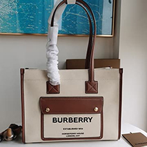 バーバリー コピー トートバッグ スモール SM NEW TOTE 8044138