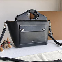 バーバリー スーパーコピー ミニ トップステッチレザー ポケットバッグ 3WAY Ban95323