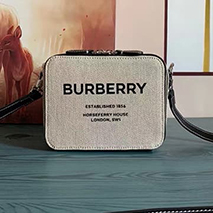 バーバリー スーパーコピー ショルダーバッグ メンズ ホースフェリープリント クロスボディバッグ Bat52446
