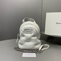 メゾンマルジェラ コピー フェルト ウェット ルック バックパック Mah70865