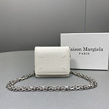メゾンマルジェラ スーパーコピー バッグ ブラックレザーショルダーバッグ Mah09803