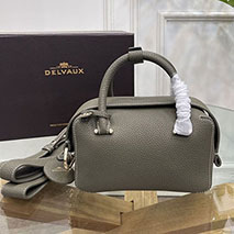 デルヴォー 偽物 Cool Box Mini ソフトグレインレザー製 ハンドバッグ Dee10502