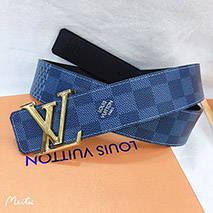 ルイヴィトン コピー イニシャル 40MM リバーシブルベルト vuo30074