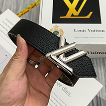 ルイヴィトン スーパーコピー サンチュールツイスト 30MM リバーシブル ベルト vud28010