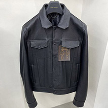 ルイヴィトン スーパーコピー レザーボクシージャケット vur66070