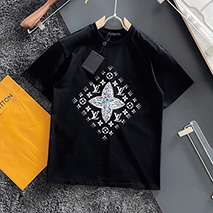 ルイヴィトン スーパーコピー Tシャツ 21SS フロウティングLVプリンテッド vux11502