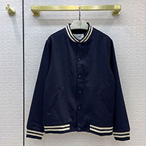 セリーヌ スーパーコピー ロゴ ルーズテディブルゾン ジャケット 2V08F896C.07VY
