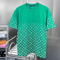 ルイヴィトン 偽物 半袖 Tシャツ モノグラム グラディエント 1A8HKI