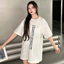 ルイヴィトン 偽物 ロゴ Tシャツ vuq94210