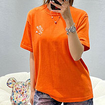 ルイヴィトン スーパーコピー シグネチャーショートスリーブTシャツ vuf77345