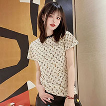ルイヴィトン 偽物 モノグラム Tシャツ vur69330