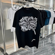 ルイヴィトン スーパーコピー サイケデリック フラワー Tシャツ 草間彌生 LV vur84140
