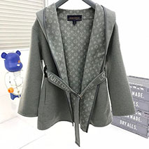 ルイヴィトン 偽物 フード付 ラップコート 素敵オーラを身にまとう♪ vuh32474