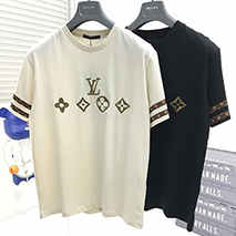 ルイヴィトン 偽物 シグネチャーショートスリーブクルーネック Tシャツ 2色 vuy87704