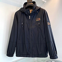 グッチ x ノースフェイス 偽物 ロゴジップアップジャケット Noy09689