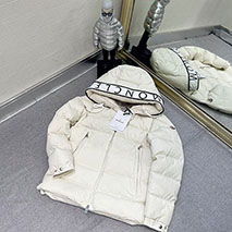 モンクレール コピー Cardereショートダウンジャケット H20911A0