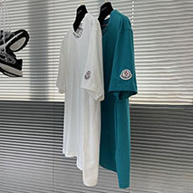 モンクレール コピー ロゴプリント クルーネックTシャツ パロディ 2色 moq04516