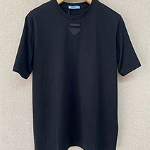 プラダ コピー トライアングルロゴ Tシャツ puz69144