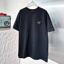 プラダ コピー クルーネック半袖 Tシャツ puc22779